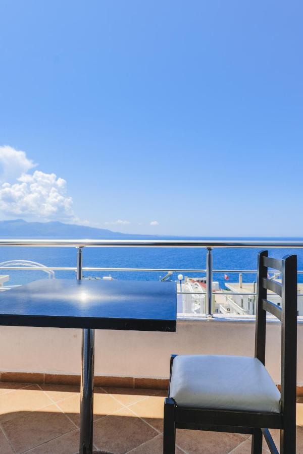 サマー ドリーム ホテル Sarandë エクステリア 写真