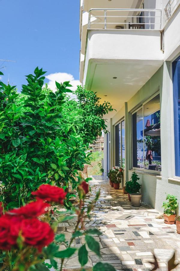 サマー ドリーム ホテル Sarandë エクステリア 写真